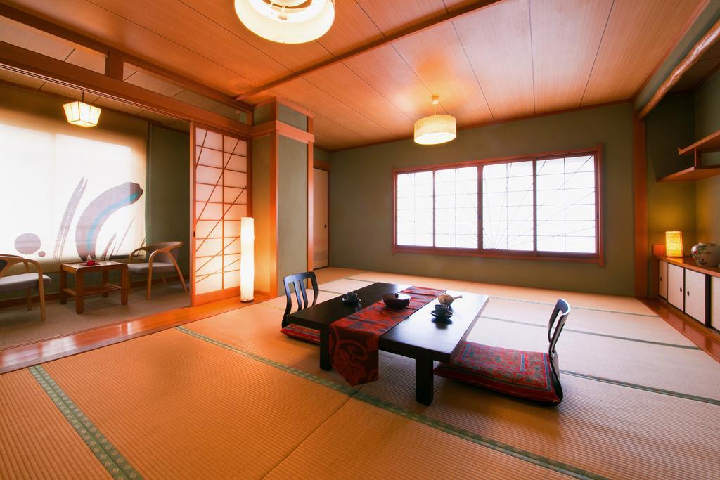 Hotel Koraku Beppu Cameră foto