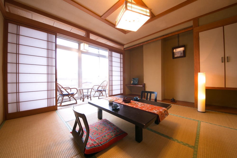 Hotel Koraku Beppu Exterior foto